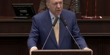 ”Okul etkinlikleri anayasaya uygun”