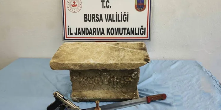 Bursa’da tarihi eser kaçakçılığına jandarma engeli