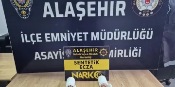 Ağrı’da başıboş sokak köpekleri tehlike saçıyor