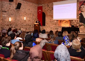 Atatürk ve Cumhuriyet’in Bursa’daki izleri Nilüfer’de konuşuldu