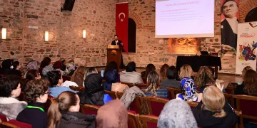 Atatürk ve Cumhuriyet’in Bursa’daki izleri Nilüfer’de konuşuldu