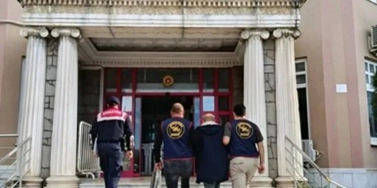 Didim’de 33 yıl hapis cezası ile aranan hükümlü yakalandı
