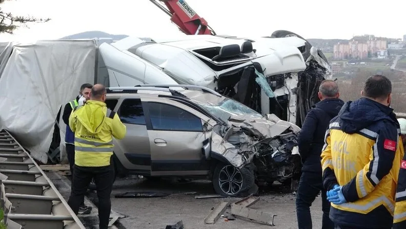 Zonguldak’ta rüşvetle araç muayenesi operasyonunda 11 şüpheli adliyede