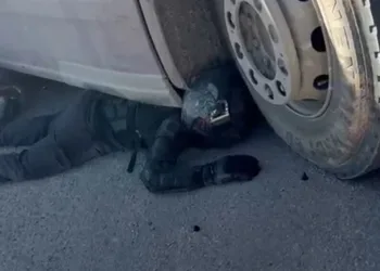 Sosyal medyada tanıştığı mobilya ustasını öldüren genç tutuklandı