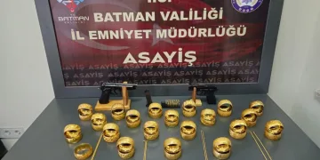 Ermenek’te seyir halindeki otomobil alev alarak yandı