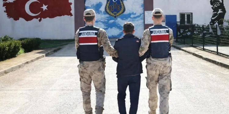 Avcılar’da kaza yerini karıştıran kadınlar kamerada