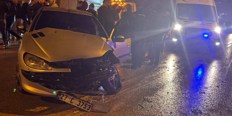 Avcılar’da kaza yerini karıştıran kadınlar kamerada