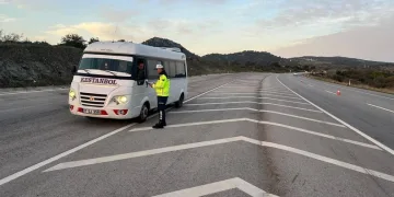 Erzincan’da köprüden atlayan şahıs ağır yaralandı