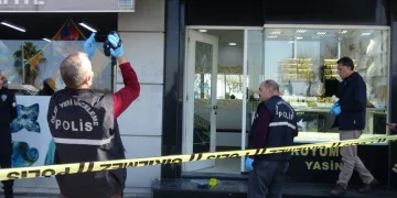 Gazipaşa’da elektrikli bisiklet kazası: 2 yaralı