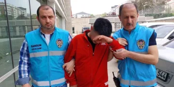 Kaçak tütünleri açıktan taşırken yakalandı