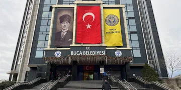 Buca Belediyesine operasyonda gözaltı sayısı 26’ya yükseldi