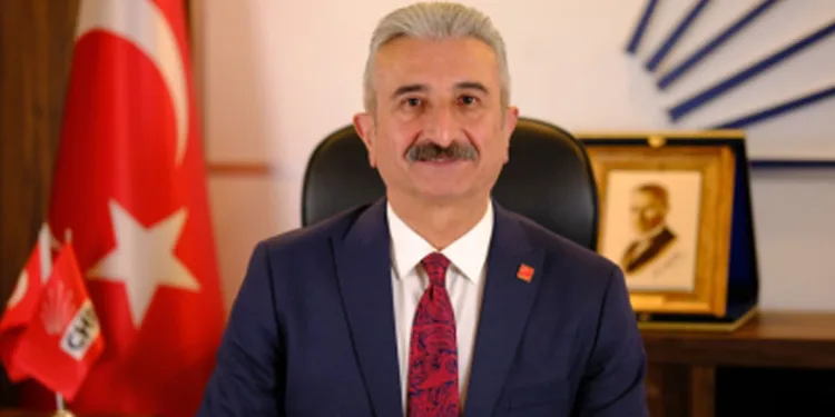 “Türkiye bir parti devleti değildir”
