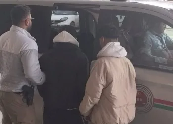 Uyuşturucu tacirleri kıskıvrak yakalandı