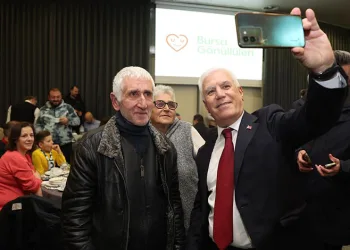 Mustafa Bozbey, Bursa gönüllüleri ile buluştu