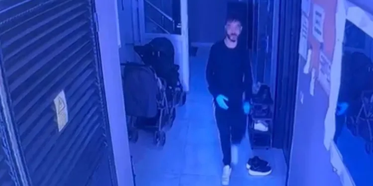 Tartıştığı 37 haftalık hamile eşini dizlerinden vurdu