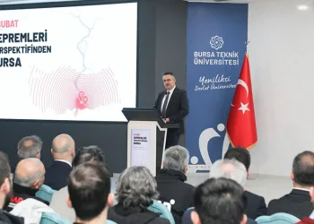BTÜ’de deprem konuşuldu
