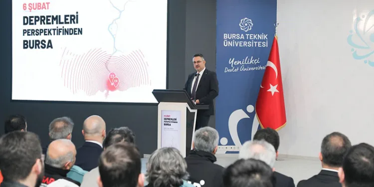 BTÜ’de deprem konuşuldu