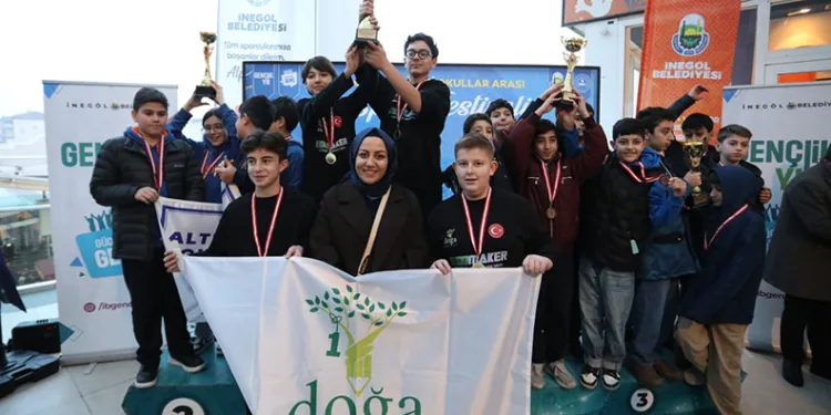Spor festivalinde satranç müsabakaları nefes kesti