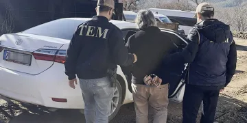 Karaman merkezli DEAŞ operasyonu: 3 tutuklama