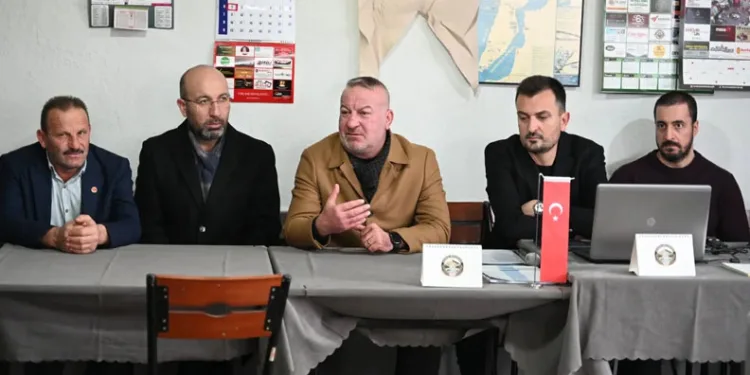 Fatih Karabatı Çeşnigir’de vatandaşlarla buluştu