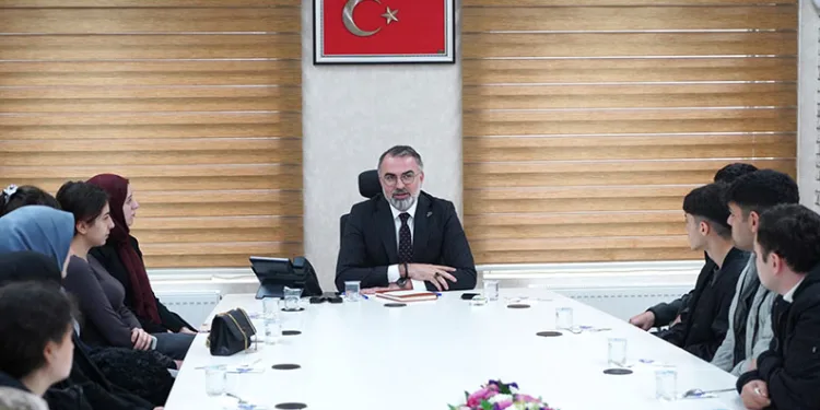 Kestel’de KPSS Adaylarına Büyük Moral