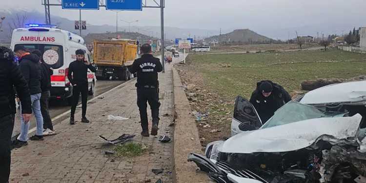 Şırnak’ta otomobil şarampole yuvarlandı: 2 yaralı