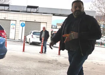 Bursa’da metal atölyesinde feci kaza: İşçinin 2 parmağı koptu