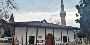 Kestel Vani Mehmet Camii’ne yakışan hizmet