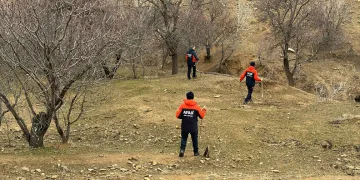 Kayıp yaşlı adam 51 kişilik ekiple aranıyor
