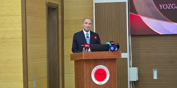 “1982 Anayasası artık Türkiye’yi taşıyamıyor”