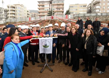 Erkan Aydın’dan Osmangazi’ye çifte hizmet