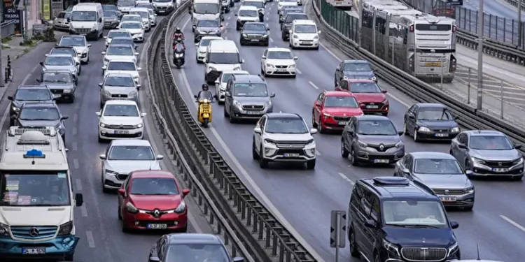Ocak ayında 144 bin 620 adet taşıtın trafiğe kaydı yapıldı