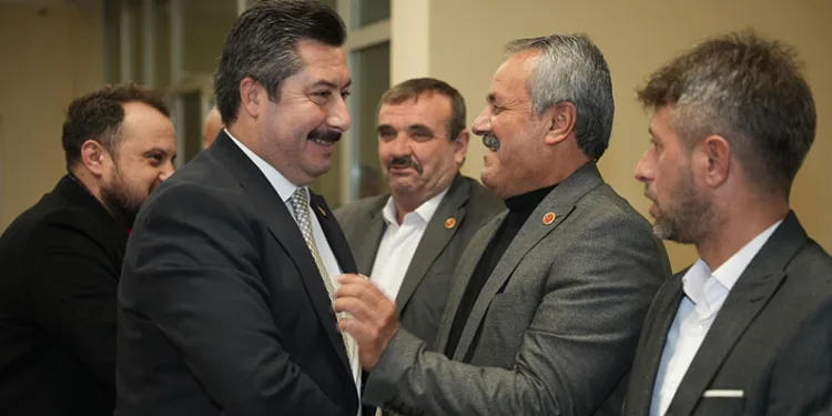 “Muhtarlar bizim en yakın mesai arkadaşımız”