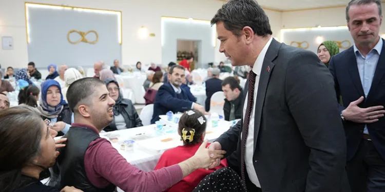 Osmangazi’de Ramazan coşkusu meydanlara taşıyor