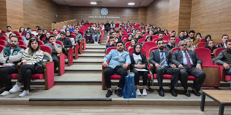 Bursa’da Aile Yılı’nda gençlere güçlü destek