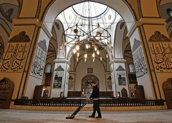 Ulu Cami, teravihlere hazır