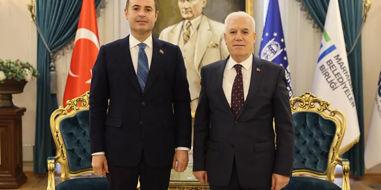 TUNA ORTAYLI’DAN BABASI İLBER ORTAYLI’YA HÜZÜN DOLU VEDA İLBER ORTAYLI’NIN AVUKAT ARKADAŞI TAYFUN AKCA TOPUZ FENALAŞINCA HASTANEYE KALDIRILDI