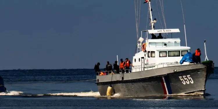 Küba kara sularında silahlı çatışma
