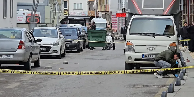 Tartışma kanla bitti: İşletme sahibi ayağından vurularak yaralandı