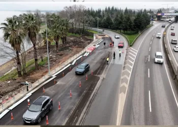 Başiskele Koridor Projesi’nin kuzey yan yolu trafiğe açıldı