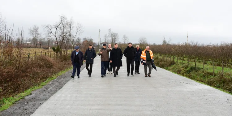 Terme’de yol seferberliği: Bin metrelik konforlu ulaşım