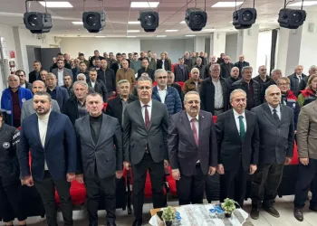 Kahverengi kokarca ile mücadelede muhtarlar bilgilendirildi