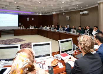 Van YYÜ Danışma Kurulu ‘Sürdürülebilir Su Yönetimi’ gündemiyle toplandı