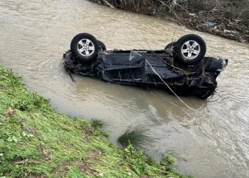 Dereye sürüklenen otomobilini bir gün sonra bulmuştu, yaşananları anlattı
