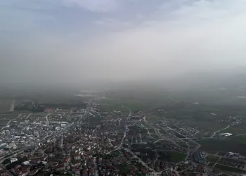 Bolu’da toz taşınımı etkili oluyor