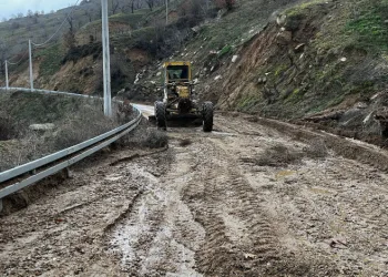 Aydın Büyükşehir Belediyesi ekipleri zamanla yarışıyor