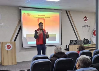 Salıpazarı’nda kahverengi kokarca ile mücadele eğitimi
