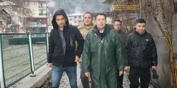 Adana’nın Feke, Saimbeyli ve Kozan ilçelerinde sel sonrası yoğun mesai