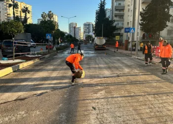Mersin’de selin zarar verdiği köprüde tahkimat çalışması tamamlandı