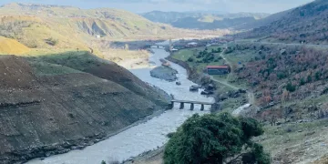 Diyarbakır’da yağışların ardından Şakirhan Çayı yeniden hayat buldu